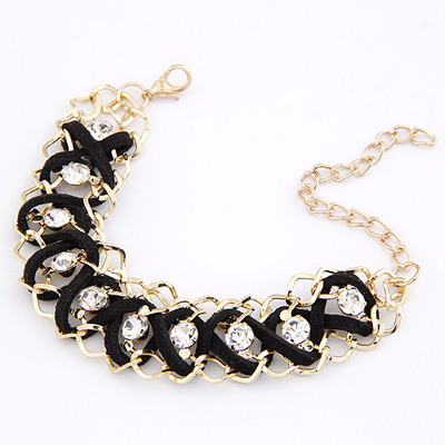 精致韩版时尚OL淑女佩戴闪钻编制手链 银饰批发指南